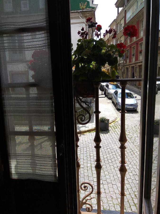 Apartamento Cine Colon Ribadeo Buitenkant foto