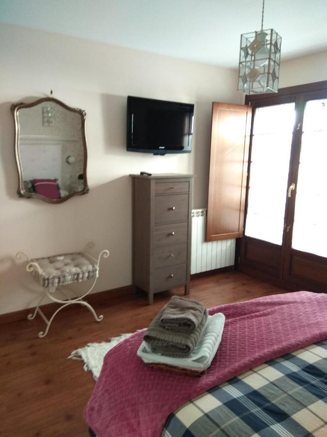 Apartamento Cine Colon Ribadeo Buitenkant foto