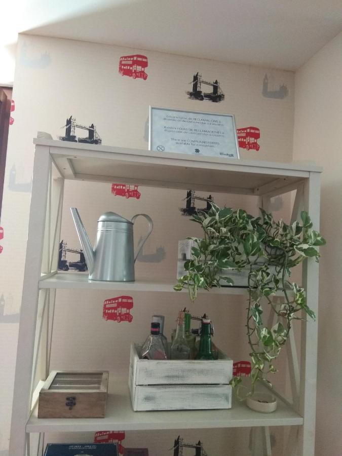 Apartamento Cine Colon Ribadeo Buitenkant foto